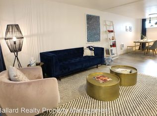 2233 NW 59th St #1, Seattle, WA 98107