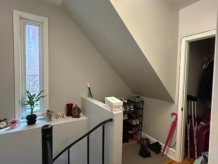 2311 N Greenview Ave #1F — Photo 7