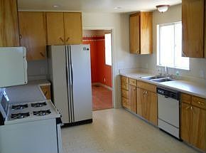 4th image of 2125 W Pine Dr