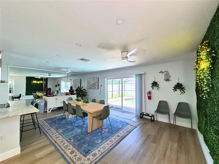 5314 36th Avenue Dr W — Photo 3