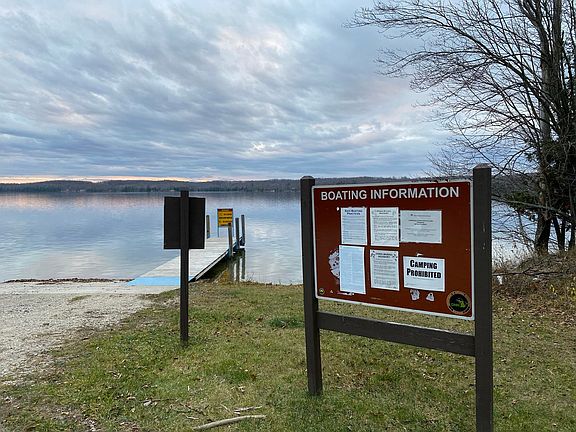 5th image of W Munro Lake Dr