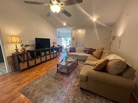 4th image of 2701 Airwood Dr