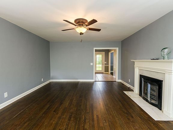 5th image of 906 S Brittain St