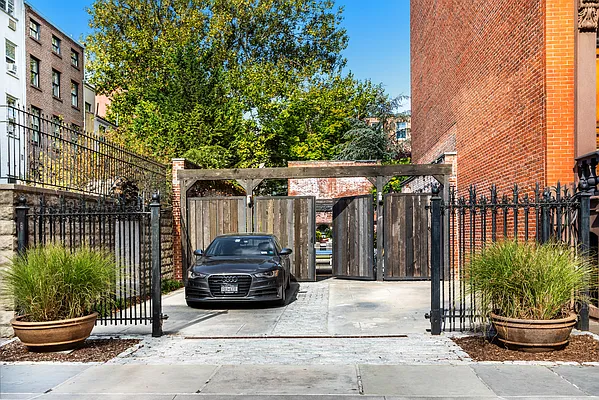 Sold by Compass | media 6