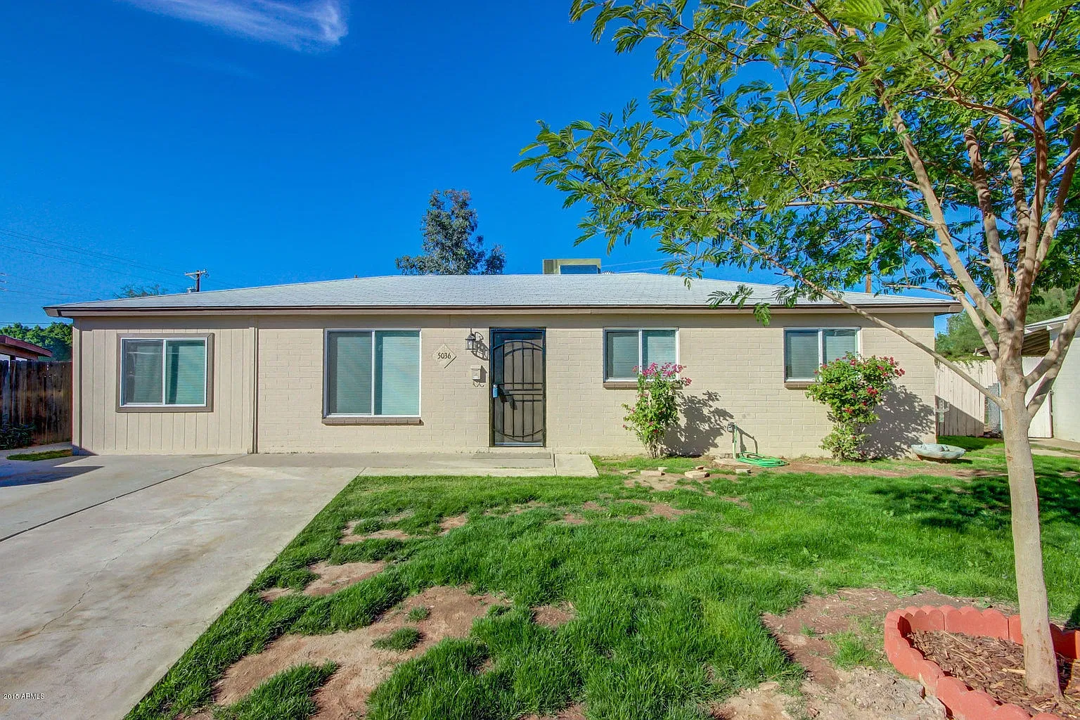 5 bed, 2047 sqft, $2,300 — Photo 1