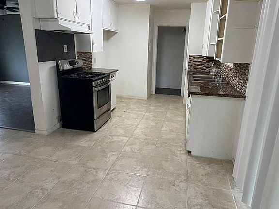 4th image of 13234 Adler Dr