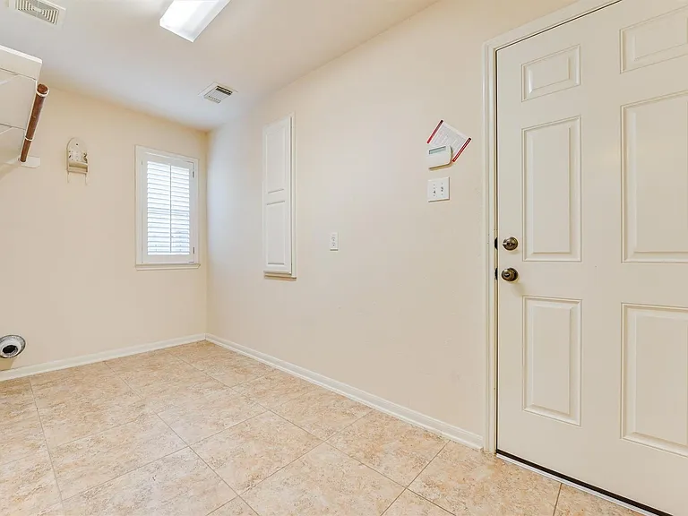 26619 Summerbend Hollow Ln — Photo 24