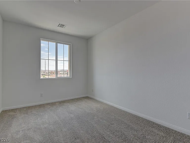 5174 Olga Manor Ave — Photo 9