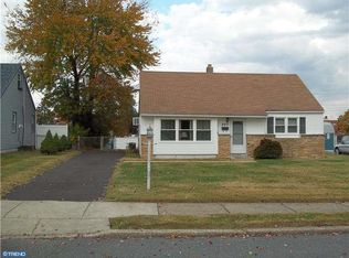 893 Morefield Rd, Philadelphia, PA 19115