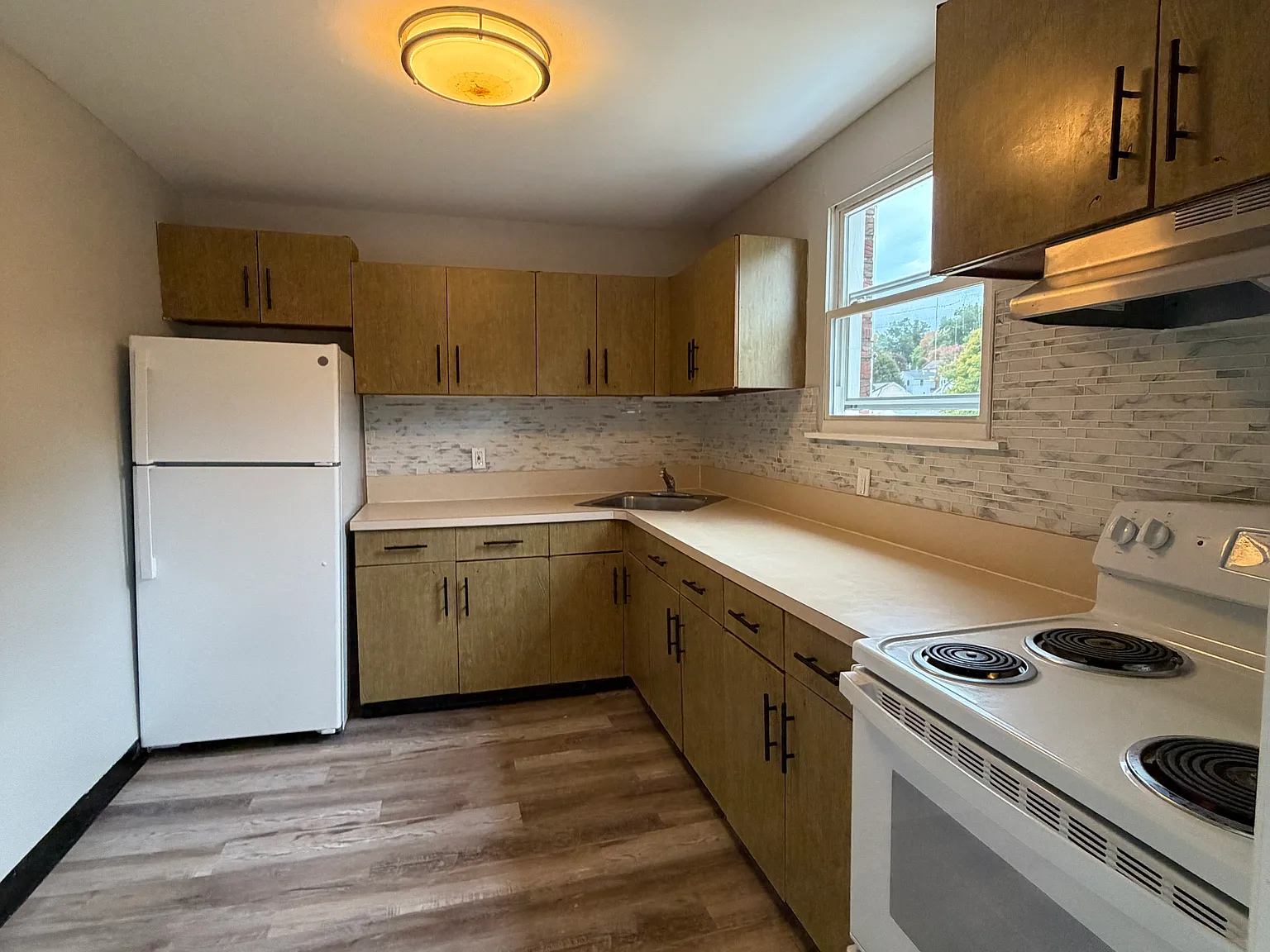 2 bed, $1,495 — Photo 1