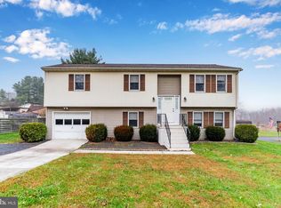 548 S Mountain Rd, Dillsburg, PA 17019