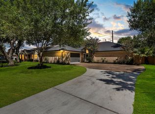 15134 Corona Del Mar Dr, Houston, TX 77083