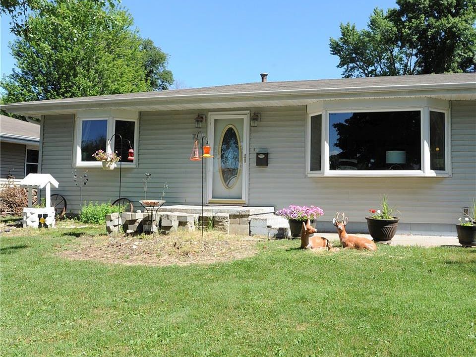 1st image of 709 E Cronkhite St