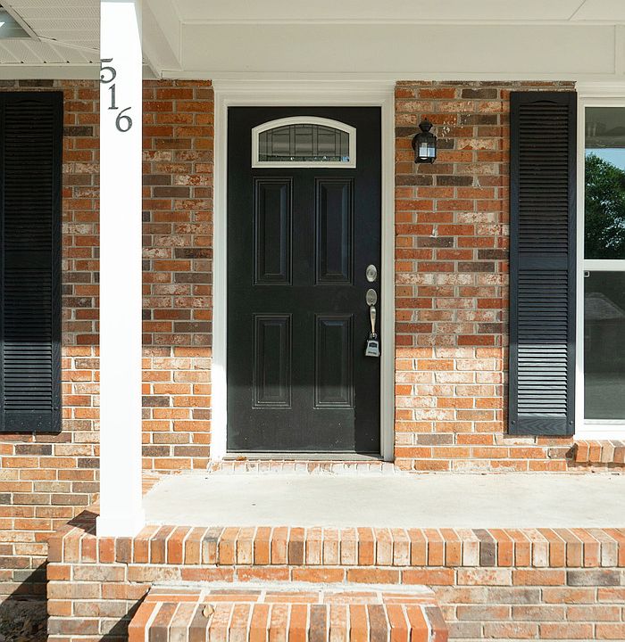 2nd image of 516 Lucy Ave