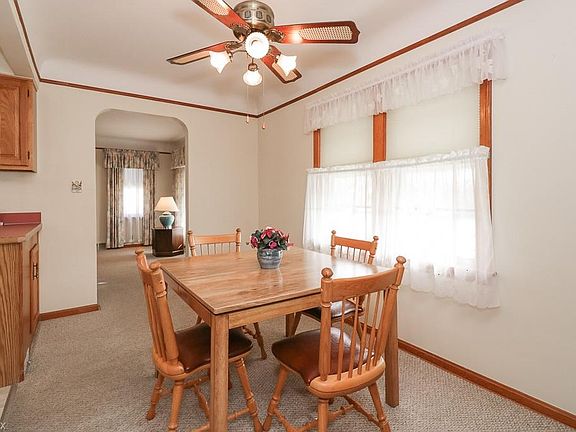 3rd image of 6206 Sunderland Dr
