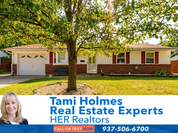 560 Benbow Cir, New Lebanon, OH 45345