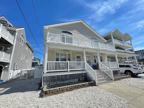 2nd image of 115 38th St #1WEST-B