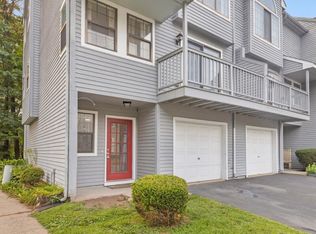 6 Village View Ter #6, Meriden, CT 06451