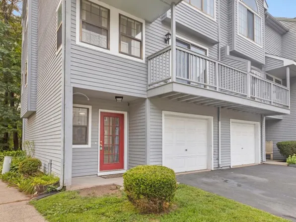 6 Village View Terrace #6, Meriden, CT 06451