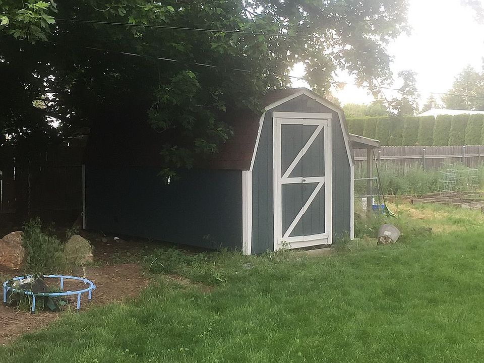 2nd image of 5012 N Powell Rd