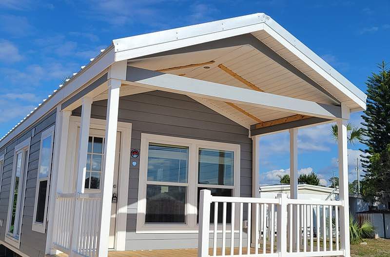 1st image of 561 E Burleigh Blvd #Tt63