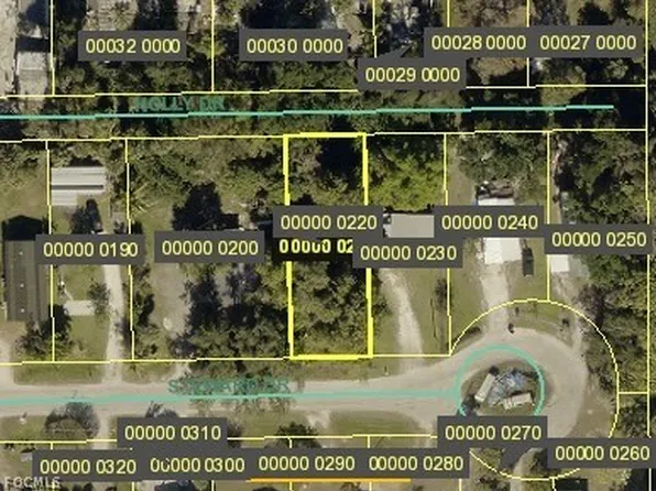 4987 Steward Dr, Fort Myers, FL 33905