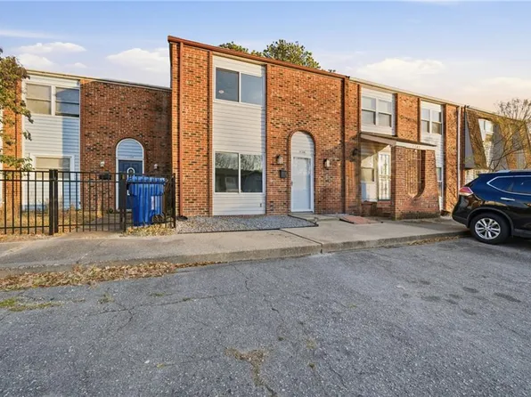 1136 Clydesdale Ln, Virginia Beach, VA 23464