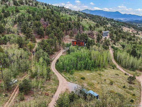 2nd image of 682 Alps Hill Road