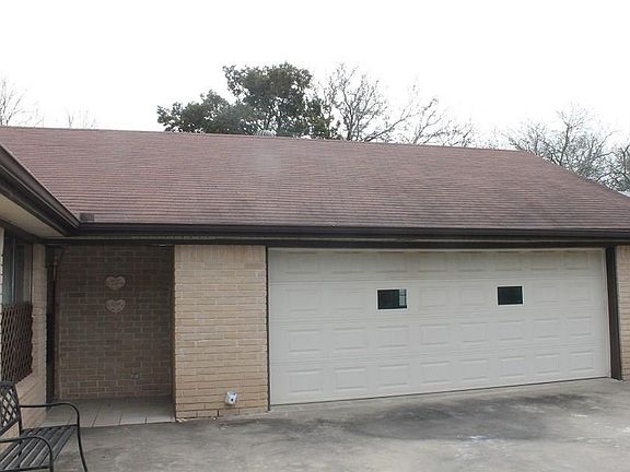 3rd image of 174 County Road 1745