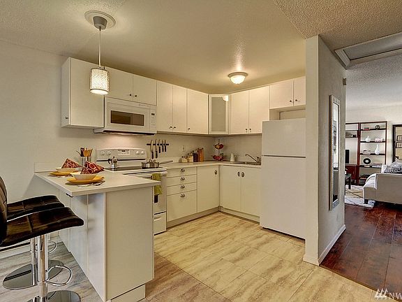 5th image of 11809 SE 319th Pl