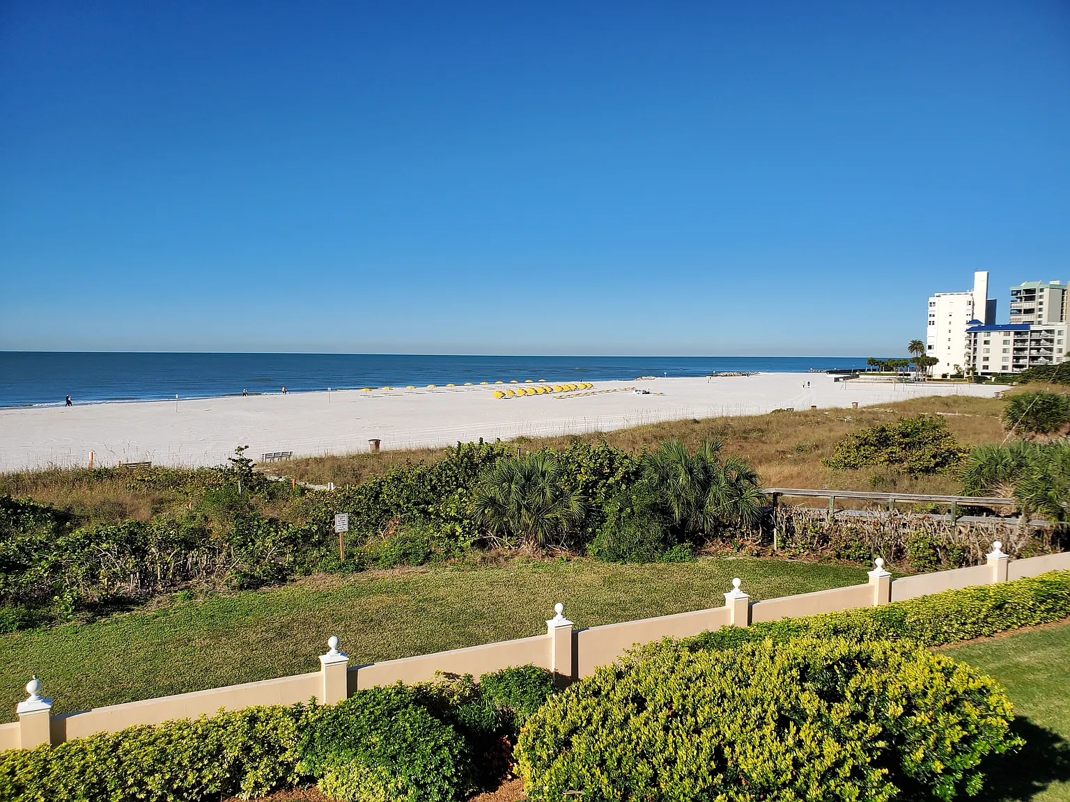 Silver Sands direct Gulf Front — Photo 4