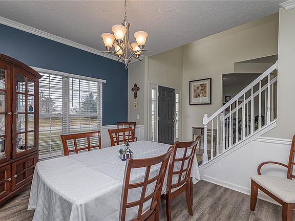 3rd image of 8391 Burlington Dr