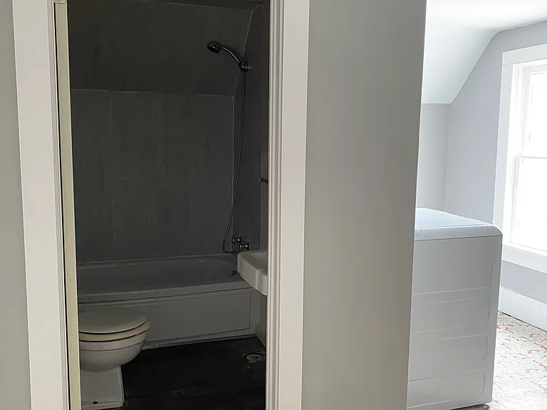 25933 Cedar St — Photo 12
