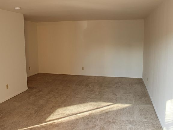 2nd image of 12355 Amber Creek Ct