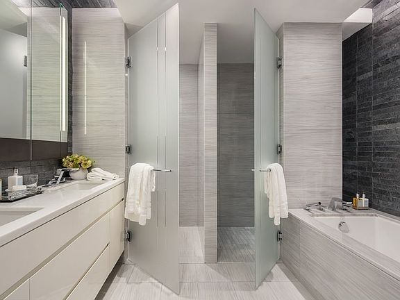 3rd image of 70 Charlton St APT 14C