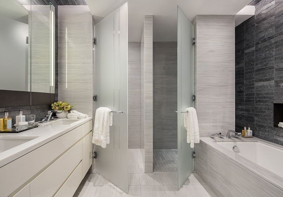 2nd image of 70 Charlton St APT 12D