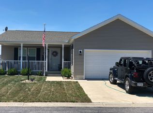 1660 N Waterford Crossing Rd, Lakeside Marblehead, OH 43440