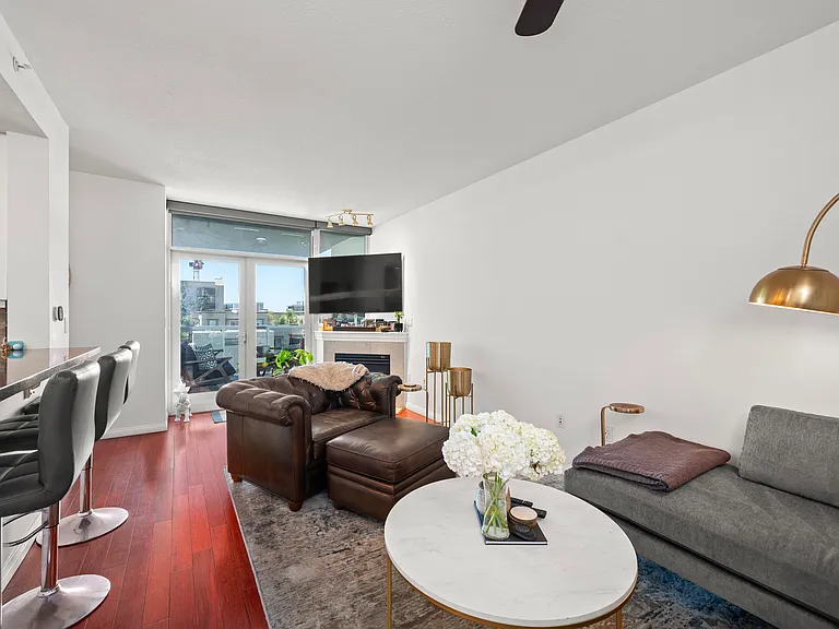 850 Beech St #820 — Photo 13