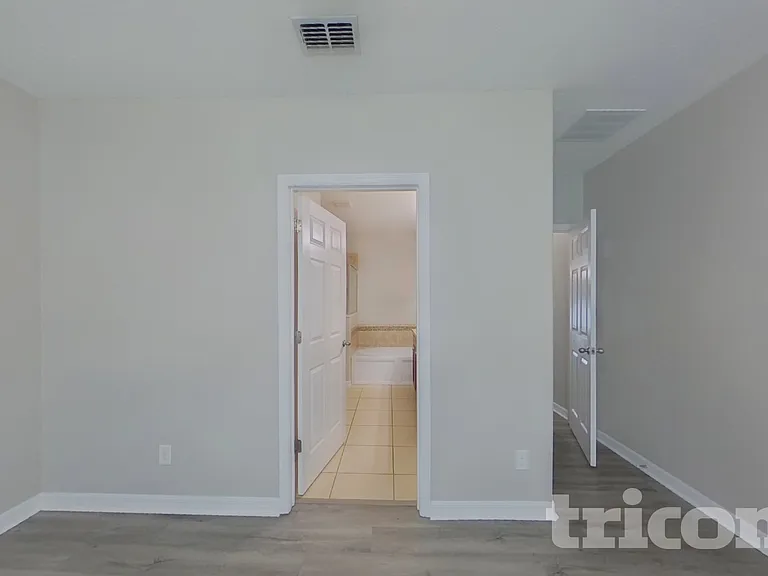 3720 Briarwood Estates Cir — Photo 8