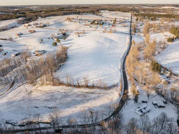 Crab Creek Rd, Gallipolis, OH 45631