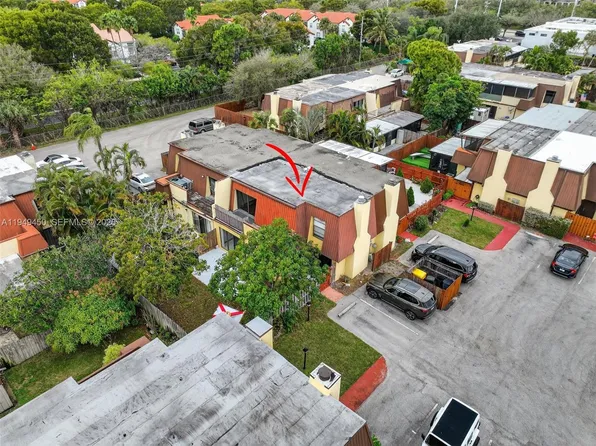 3516 Gardens East Dr APT A, Palm Beach Gardens, FL 33410