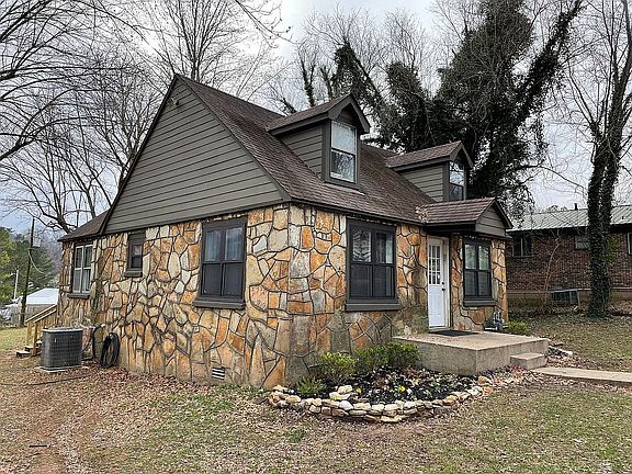 Side of House from Driveway