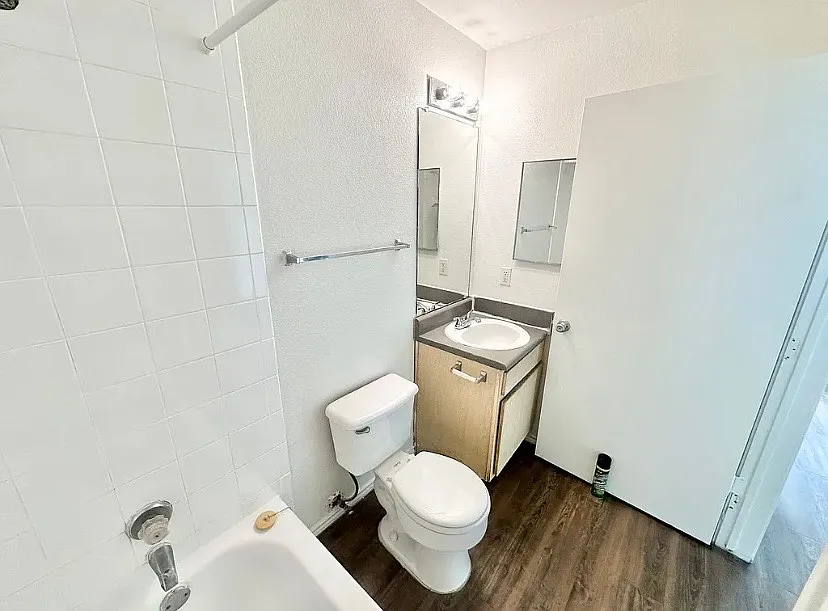 Studio, 500 sqft, $775 — Photo 4