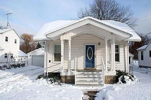 1st image of 265 Oakmont