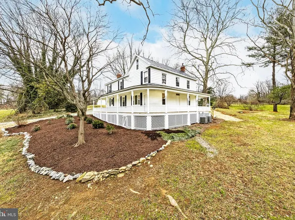 15040 Mountain Rd, Purcellville, VA 20132