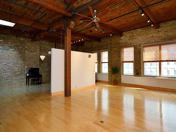 5th image of 540 N Lake Shore Dr APT 706