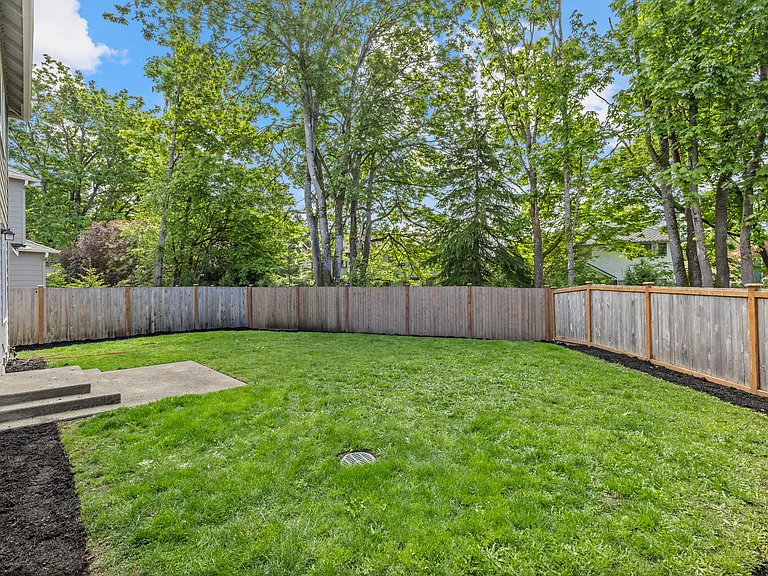 1407 S 281st St — Photo 31