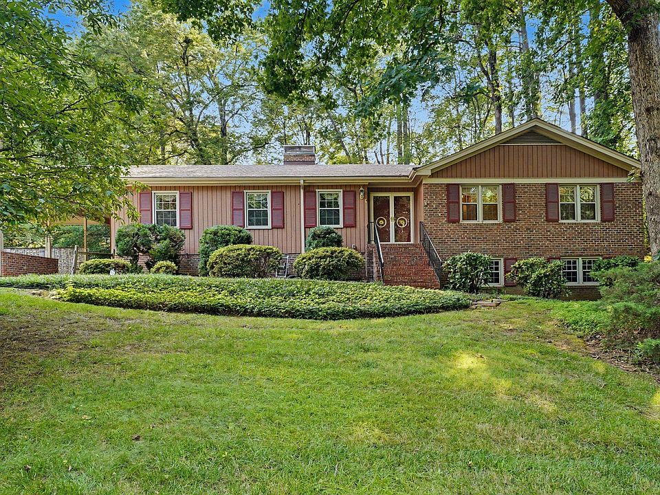 1st image of 5405 Parkwood Dr