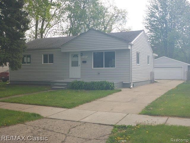 1st image of 21820 La Salle Ave