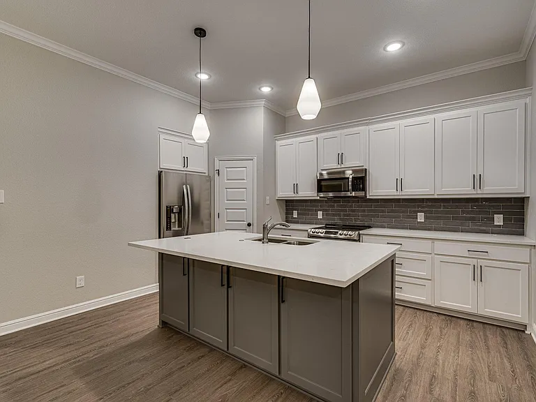 8247 Heritage Glen Dr #1 — Photo 9